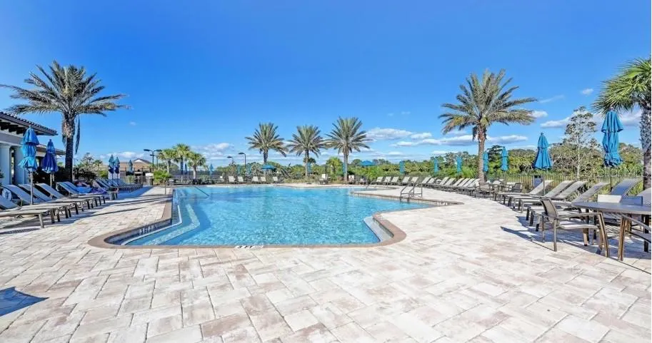 5872 SNOWY EGRET DR