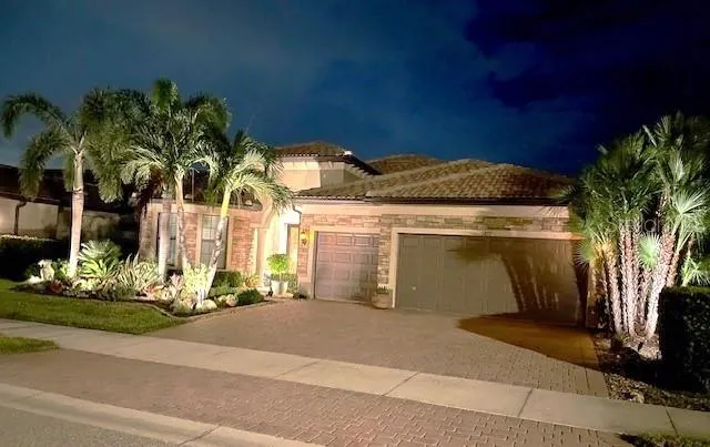5872 SNOWY EGRET DR