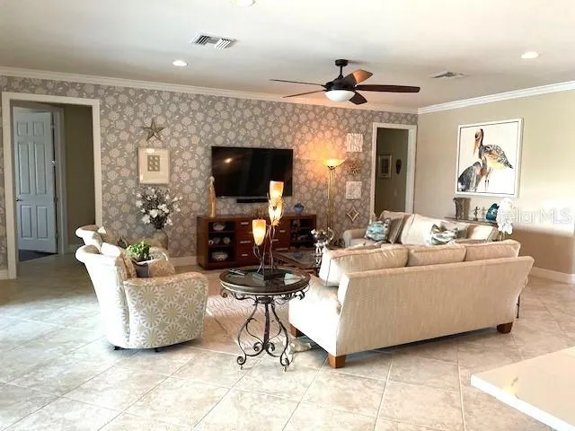 5872 SNOWY EGRET DR