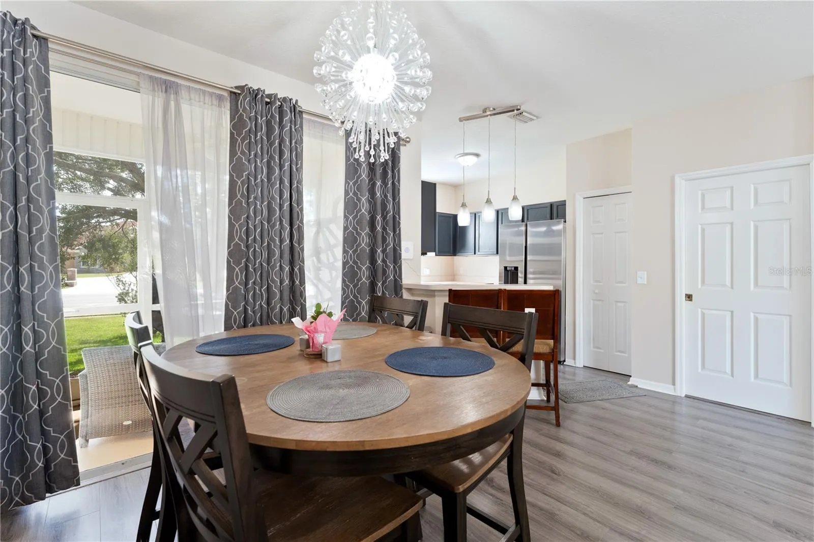 12468 COUNTRY WHITE CIR