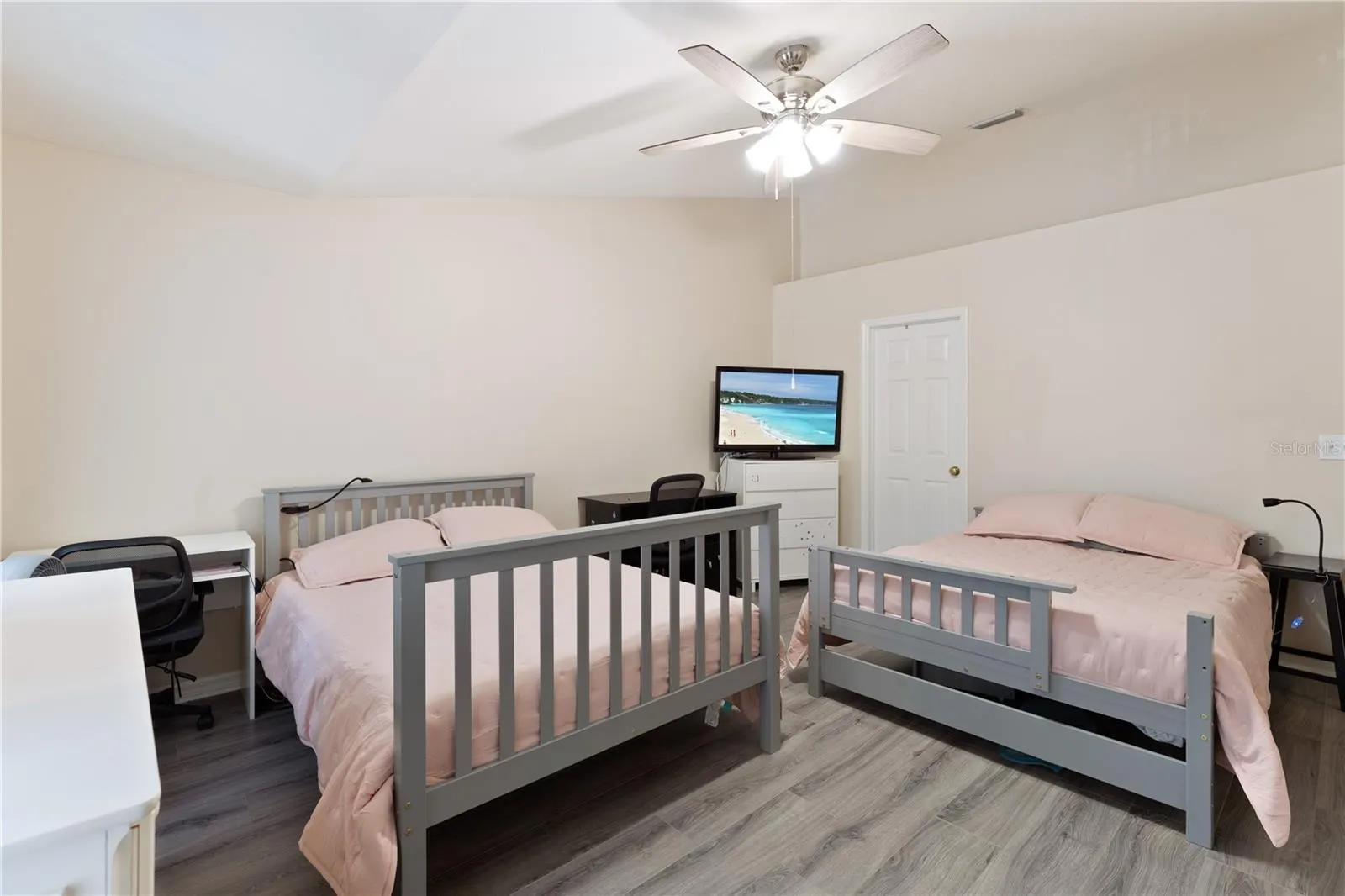12468 COUNTRY WHITE CIR