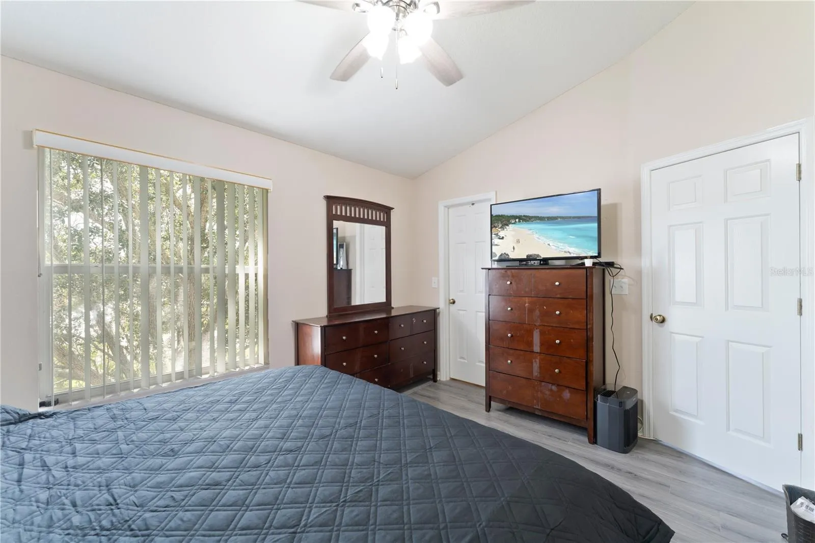 12468 COUNTRY WHITE CIR