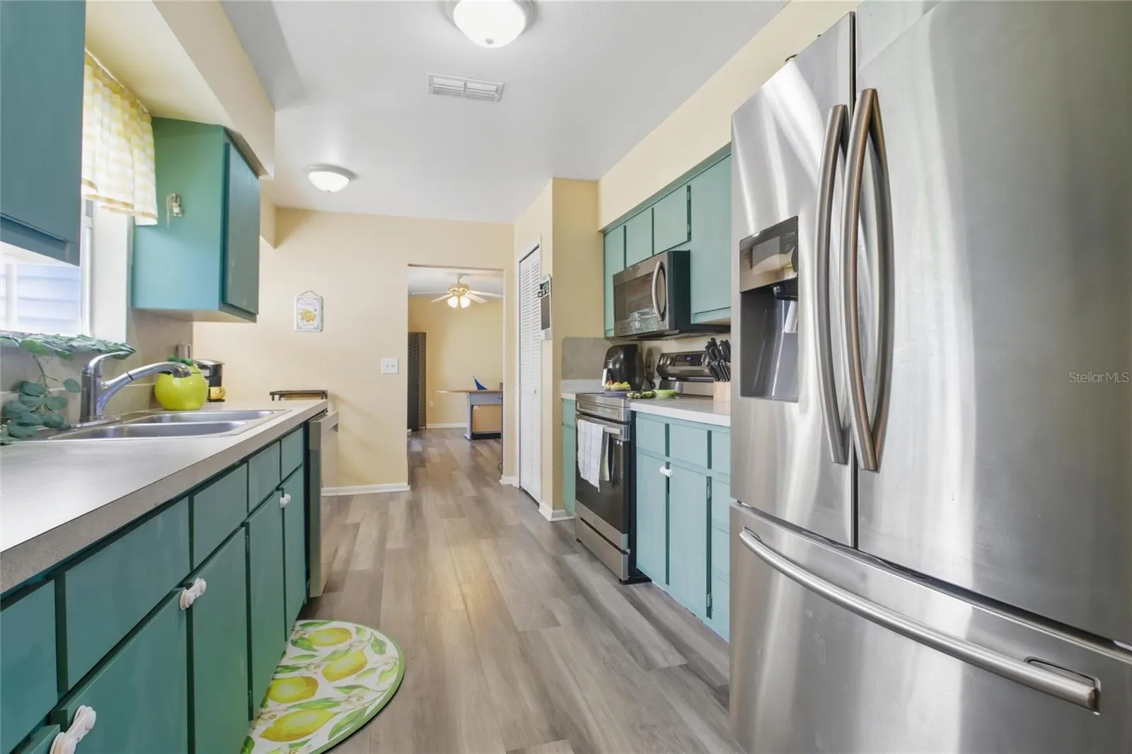 1222 SE 23RD AVE