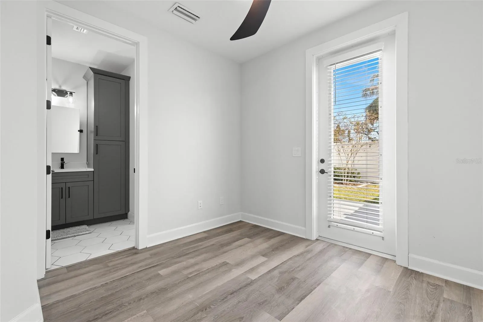 1501 N MORGAN ST #5, #5