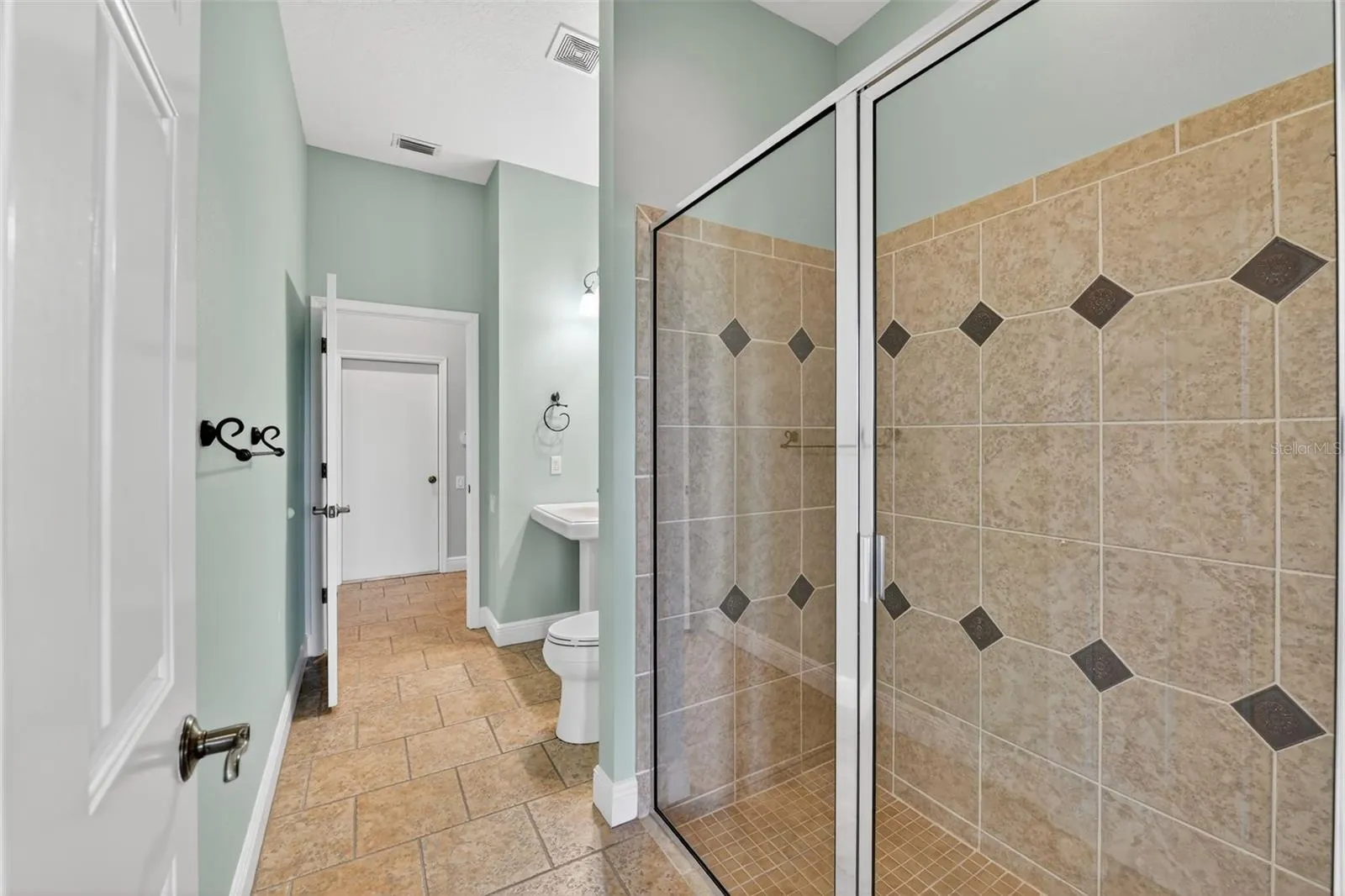 5617 SEAGRASS PL
