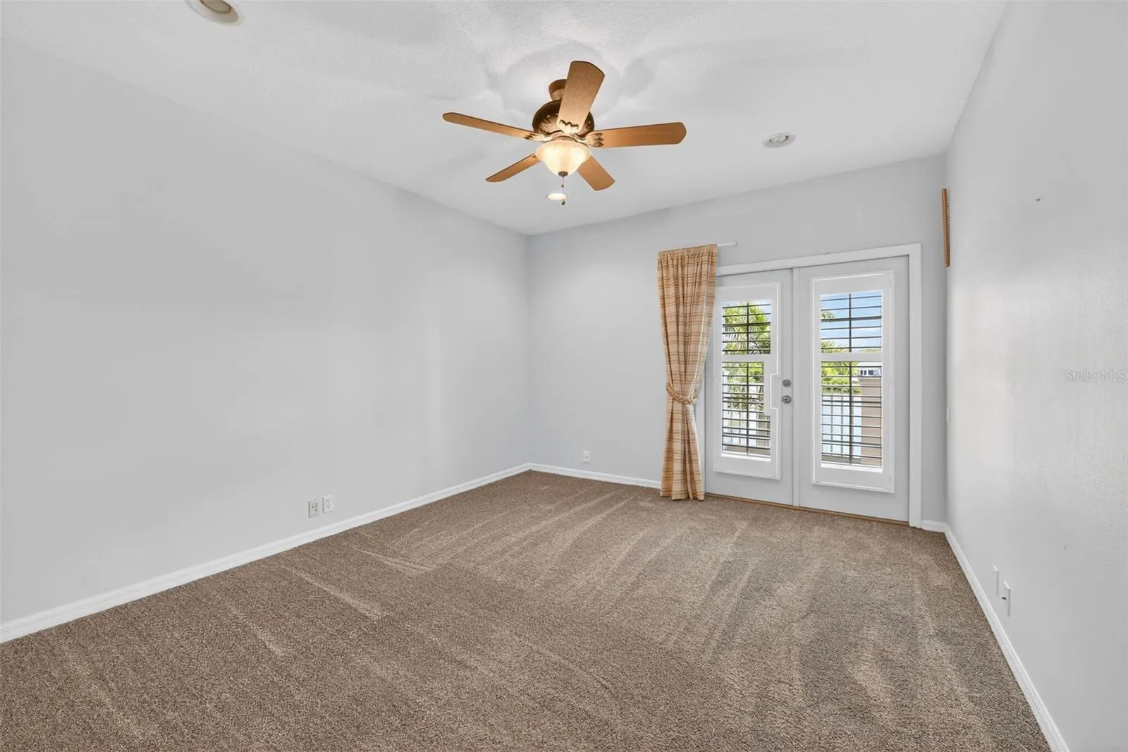 5617 SEAGRASS PL