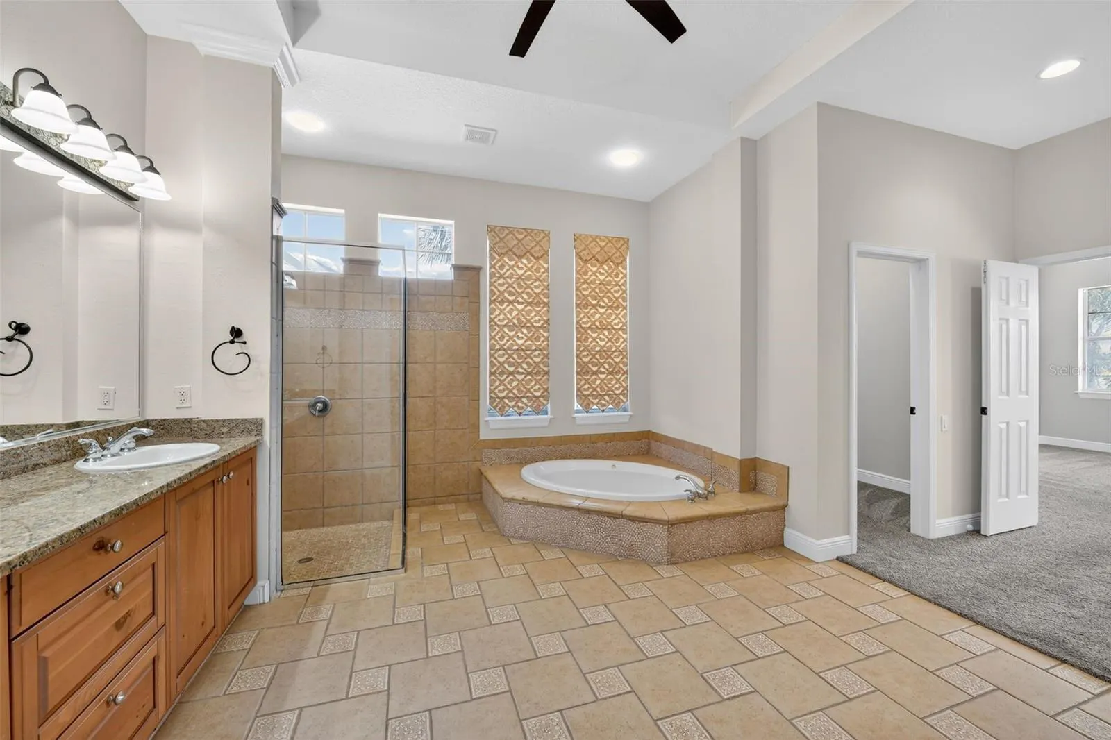 5617 SEAGRASS PL