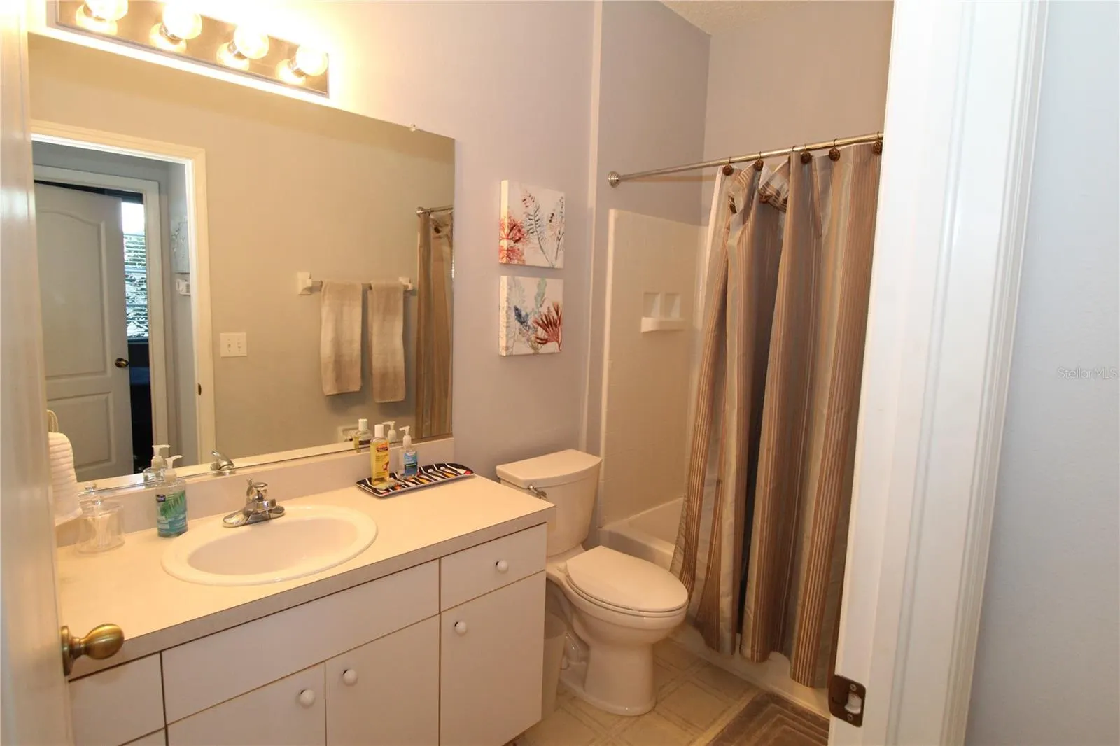 704 TREMONT GREENS LN #107, #107