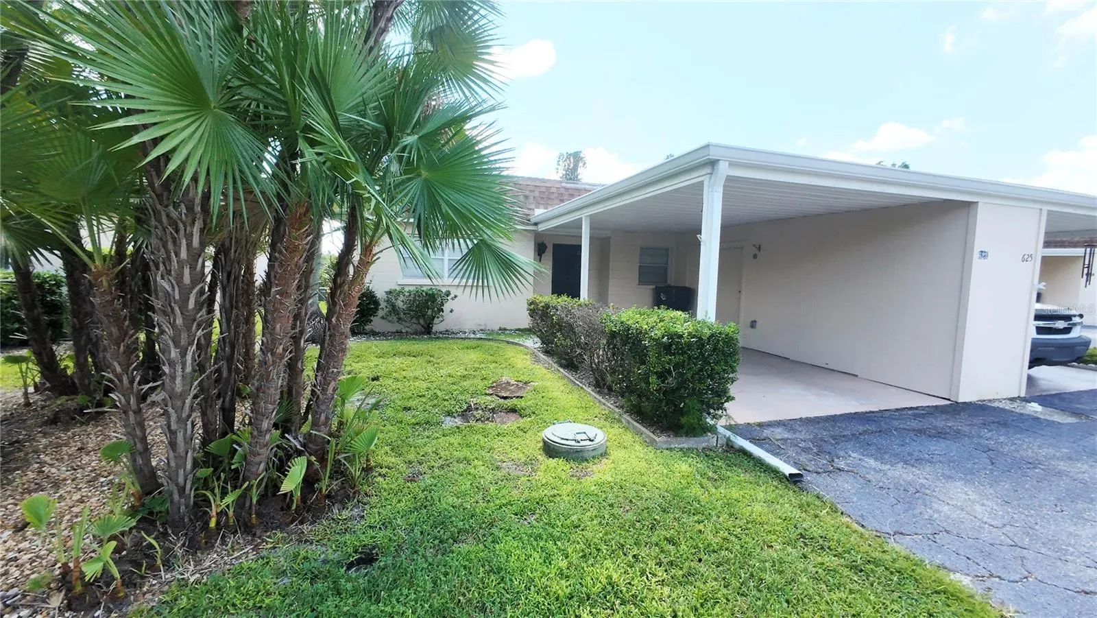 623 PARK CIR