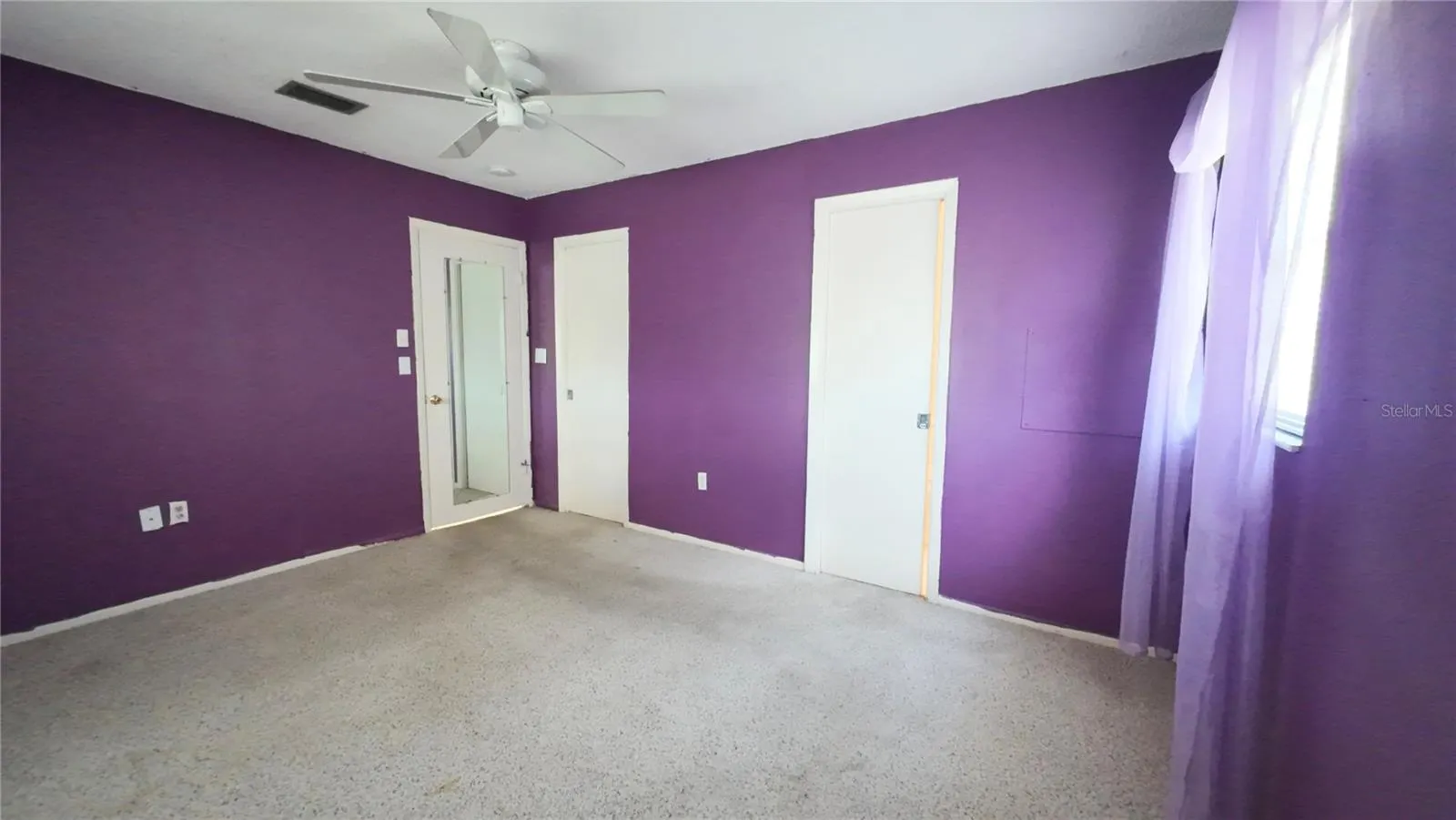 623 PARK CIR