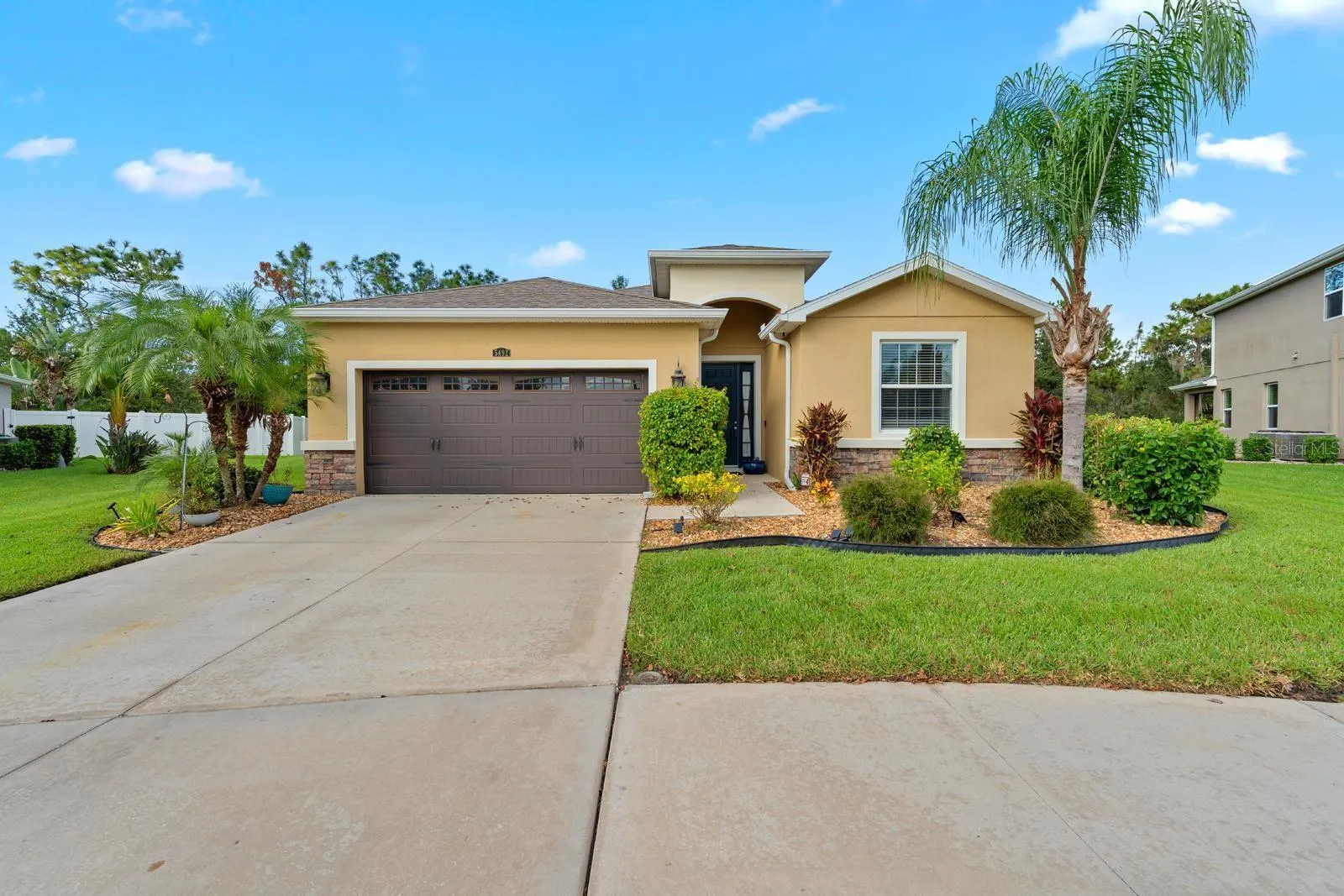 5492 SUNCATCHER DR
