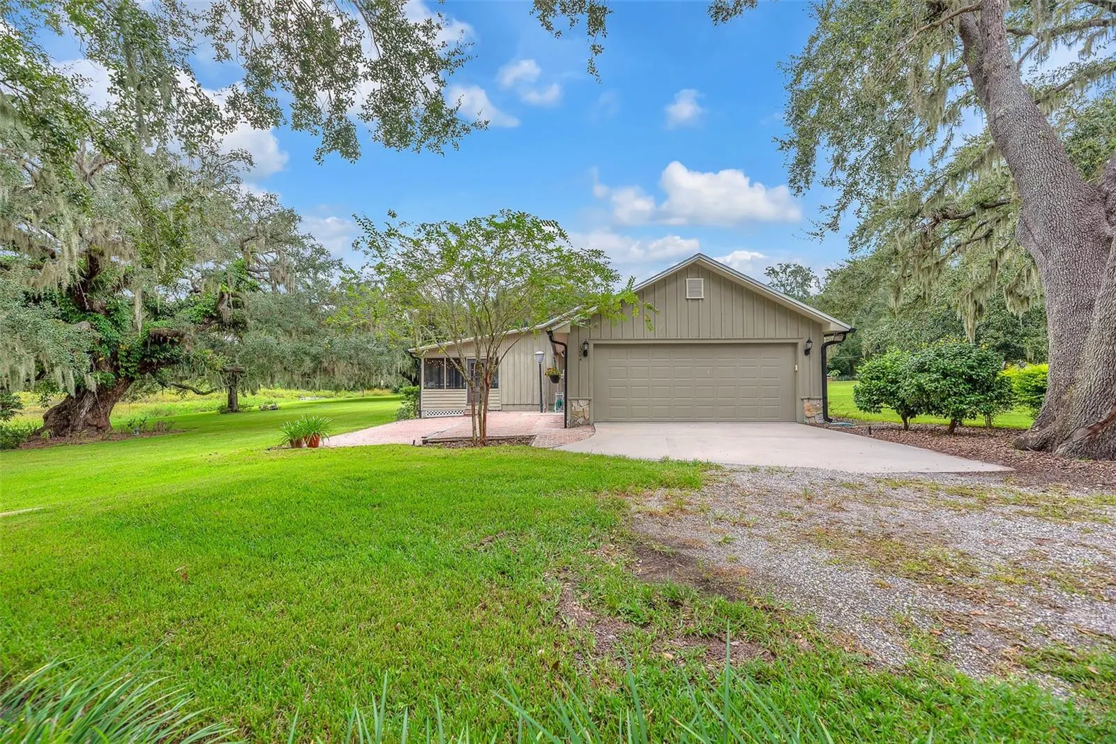 1204 JOE HENRY WHEELER DR