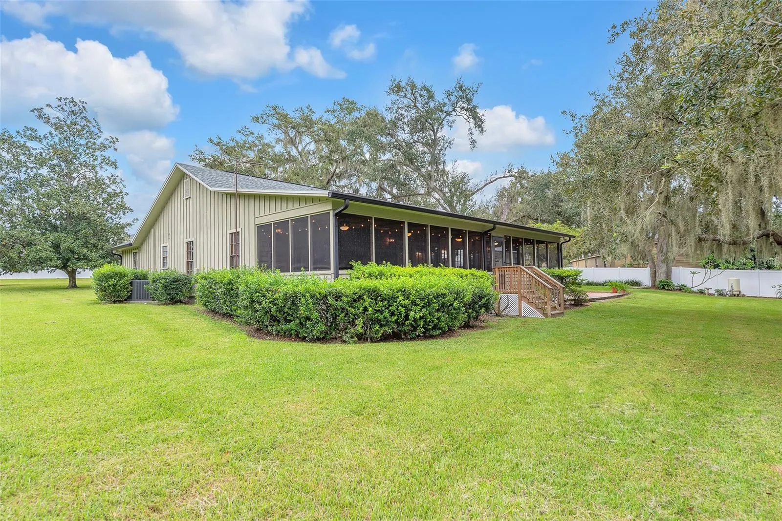 1204 JOE HENRY WHEELER DR