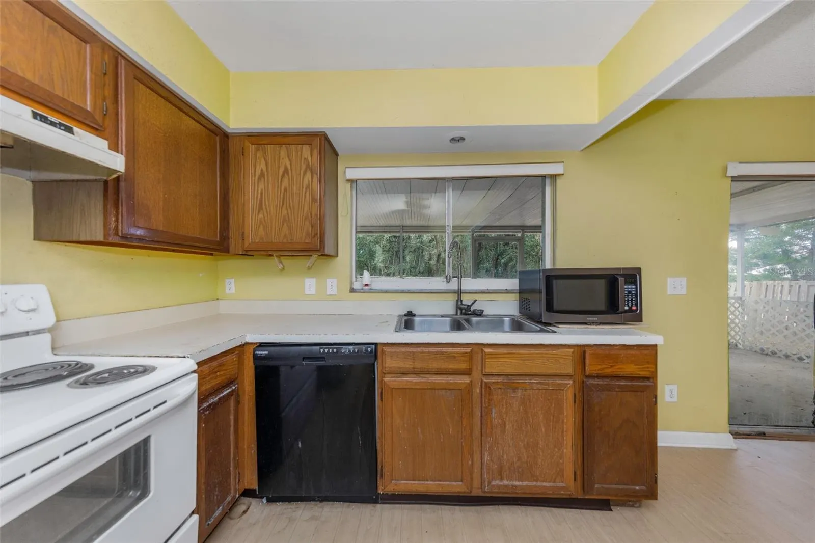 3697 FREMANTLE DR