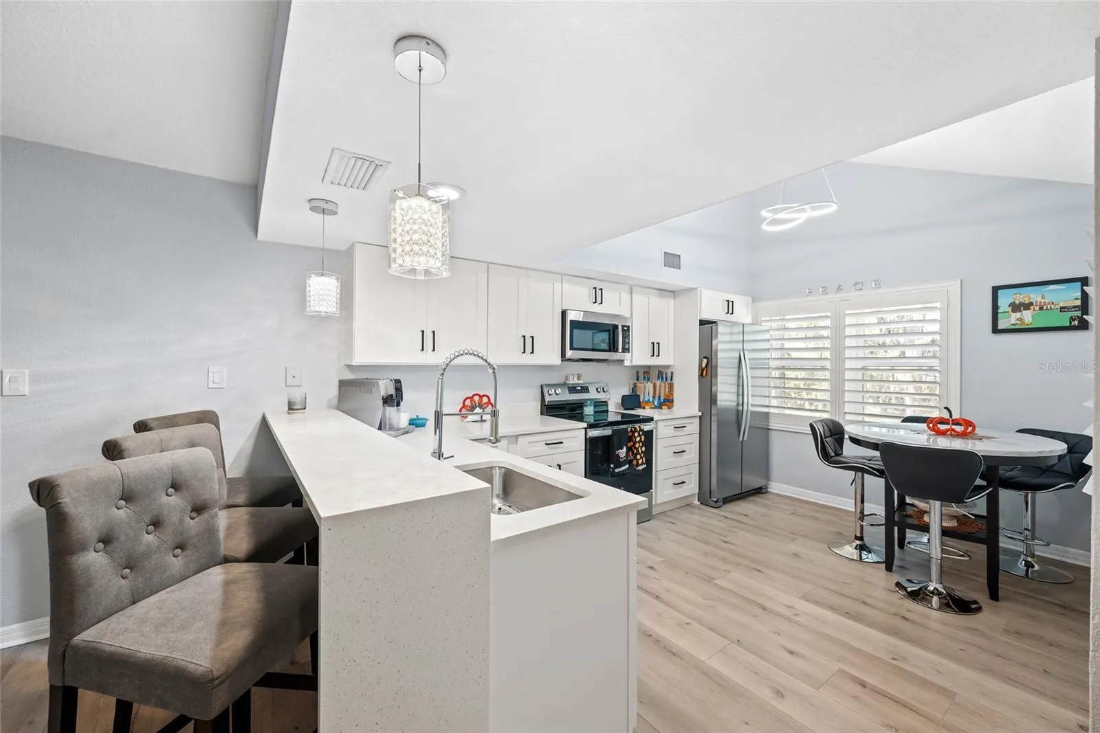 2511 DOLLY BAY DR #206, #206