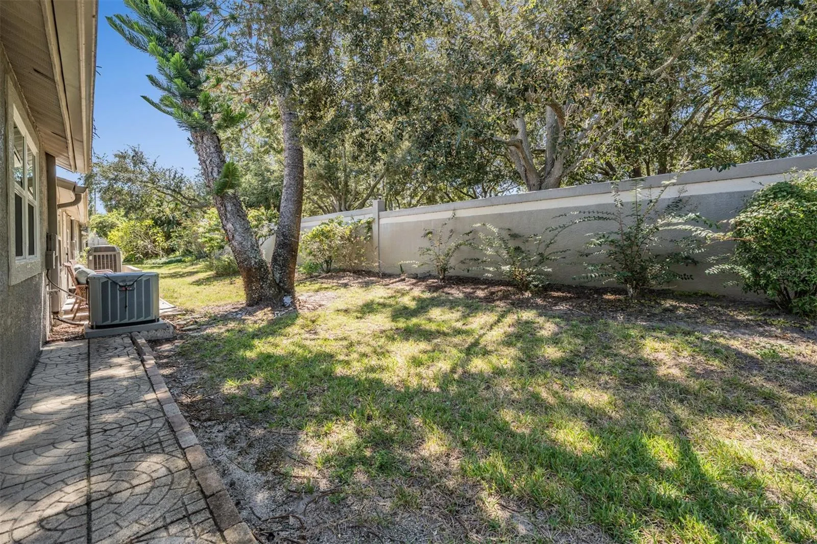 136 HUNTER CT
