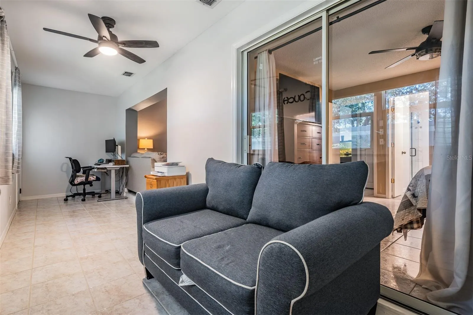 136 HUNTER CT