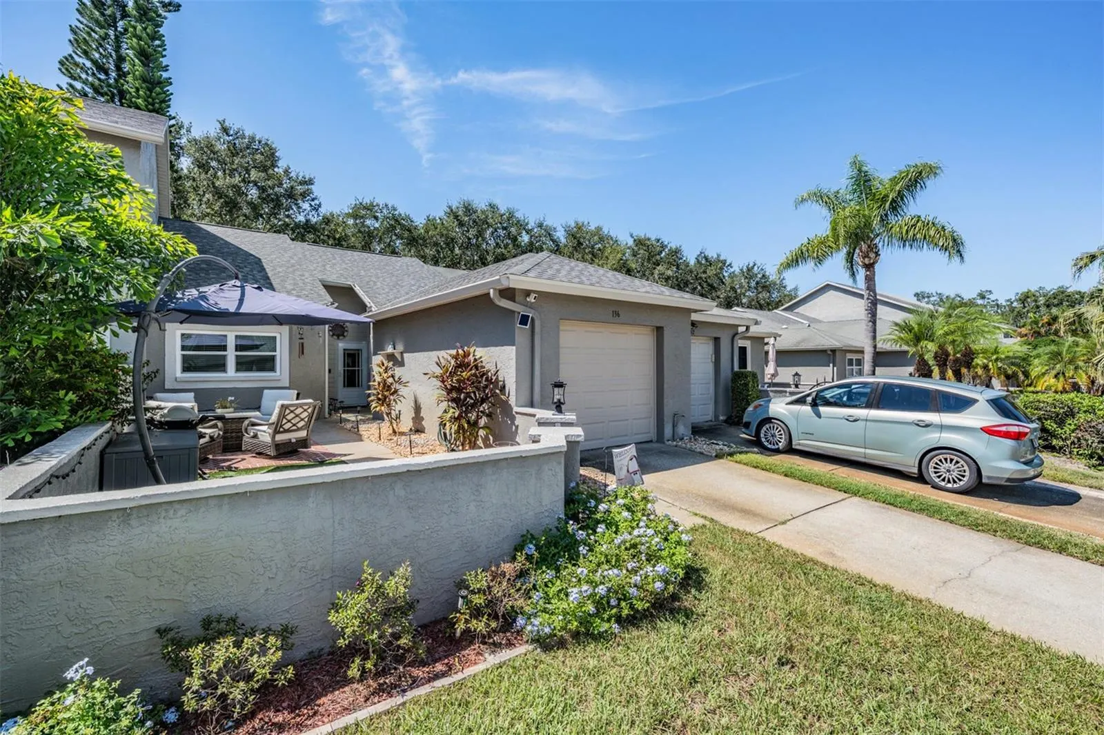 136 HUNTER CT