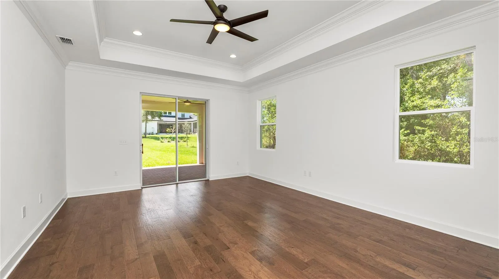 2561 ROGERS RD