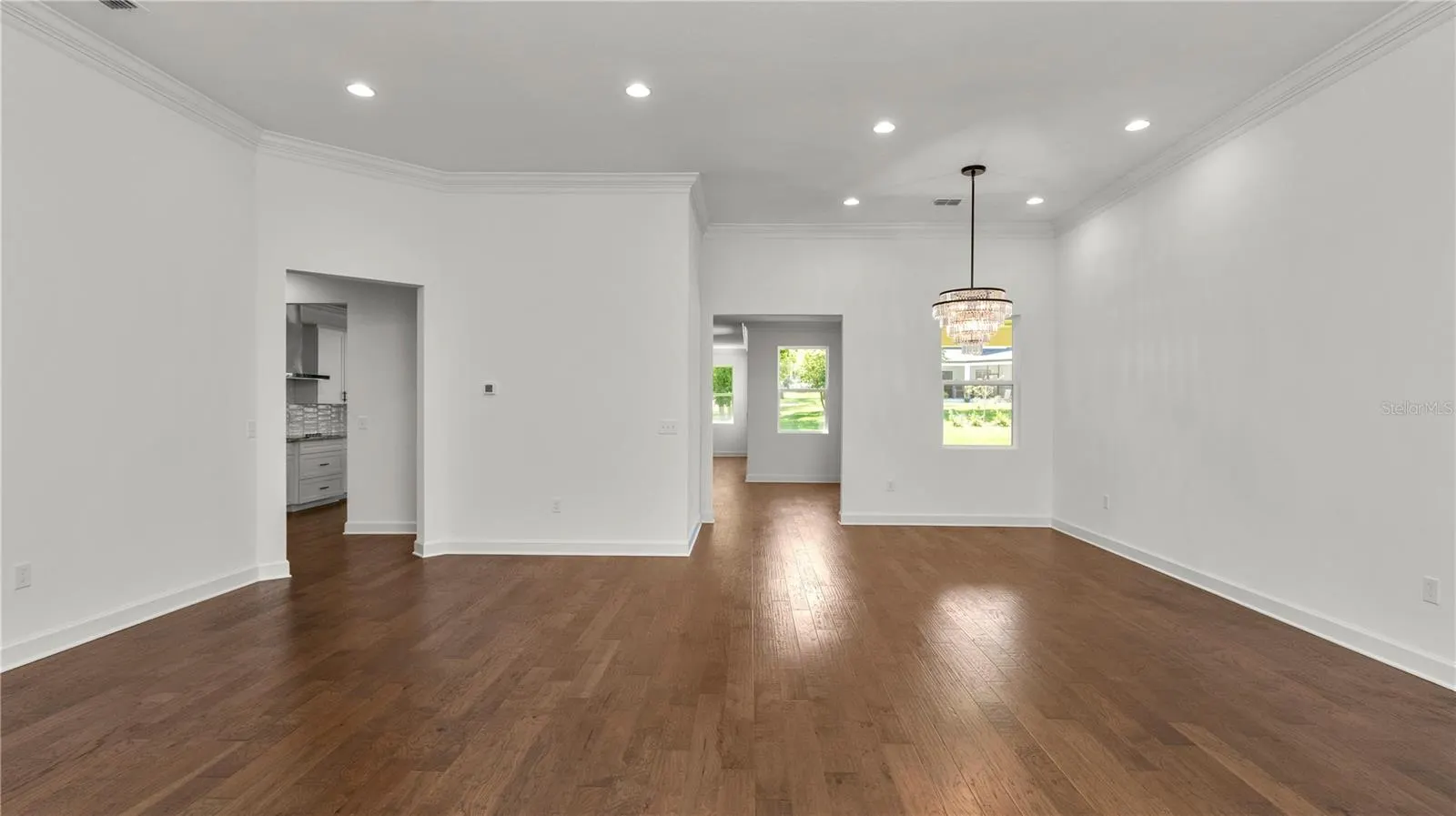 2561 ROGERS RD
