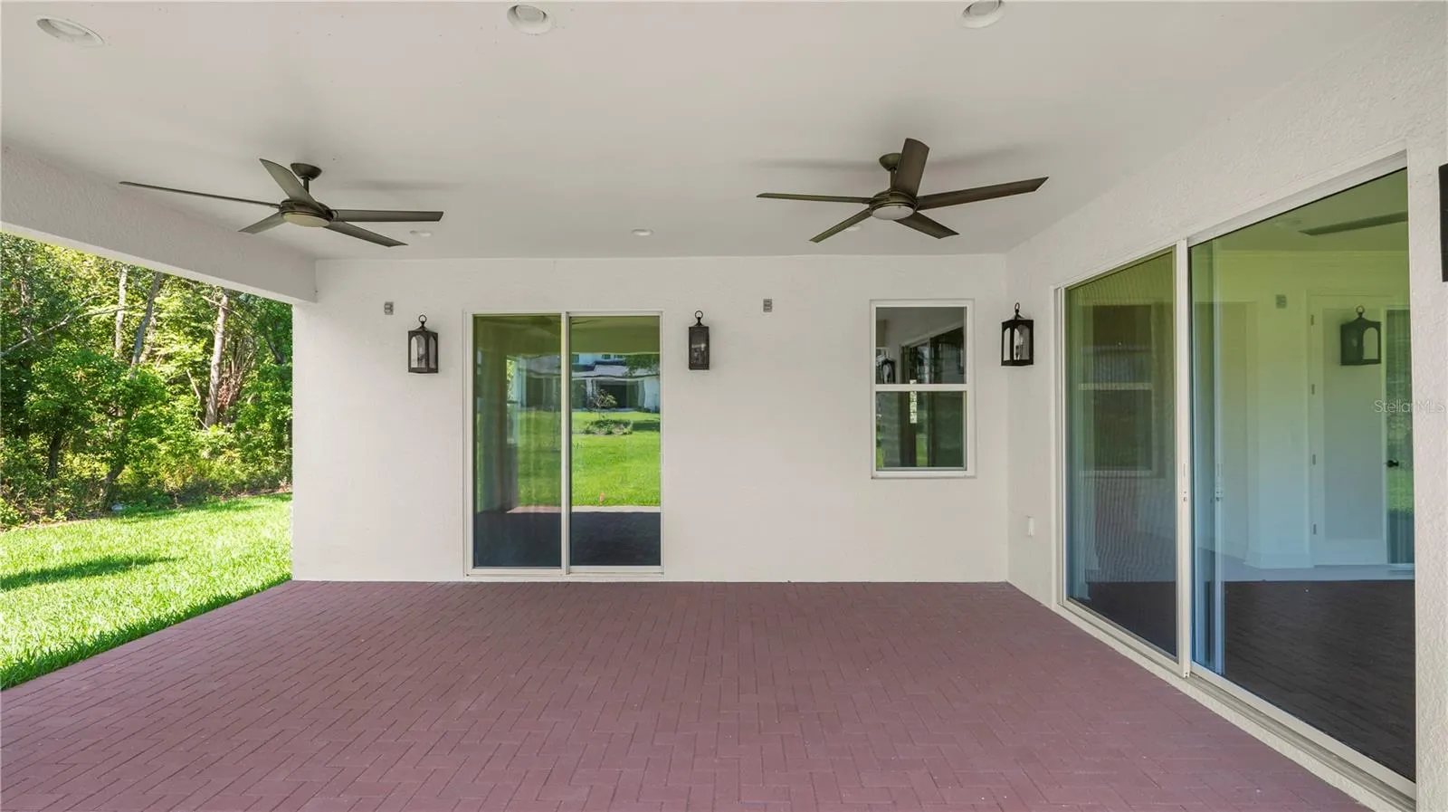 2561 ROGERS RD