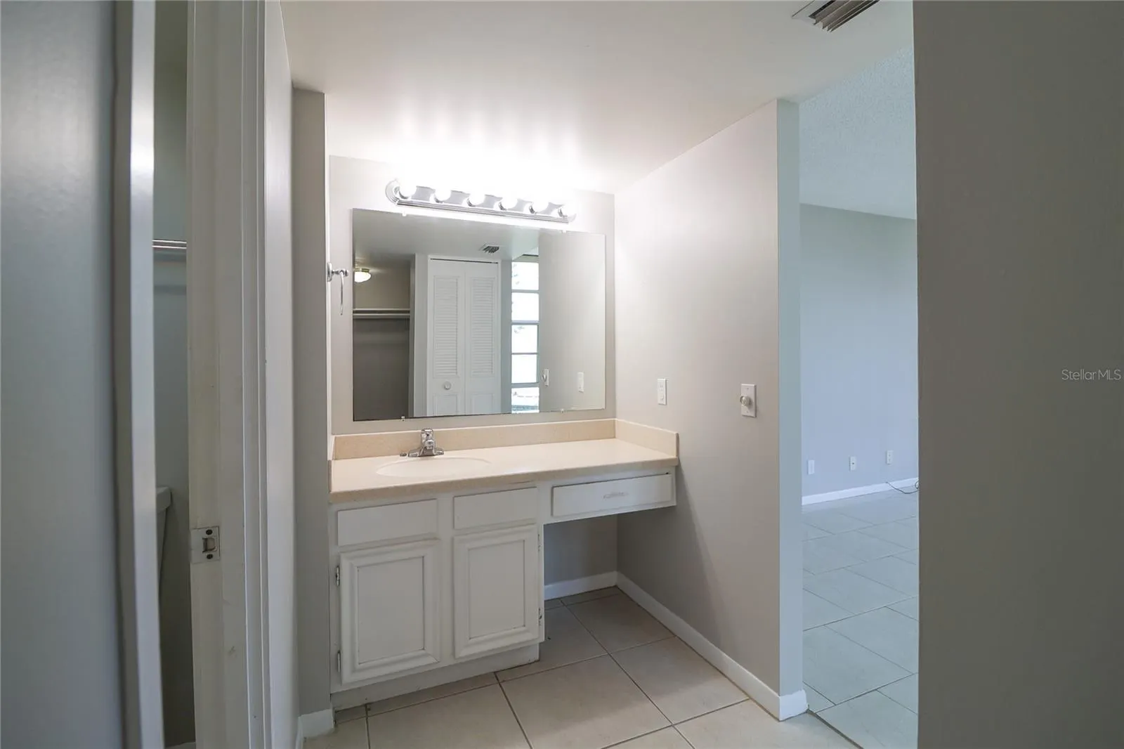 7400 SUN ISLAND DR S #501, #501
