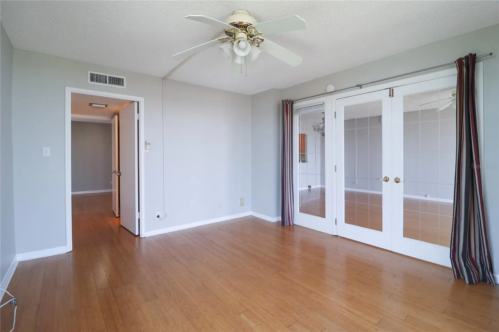 7400 SUN ISLAND DR S #501, #501