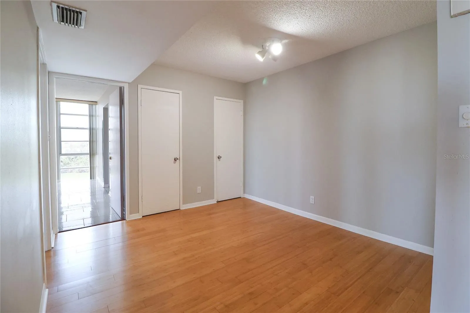7400 SUN ISLAND DR S #501, #501