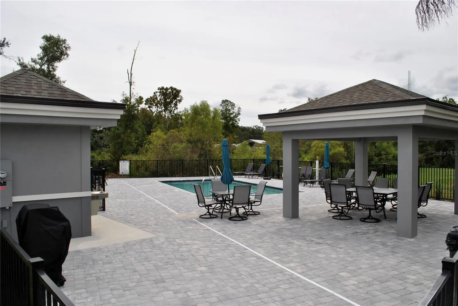 281 VILLA CORTE DR
