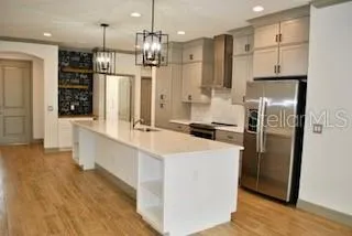 281 VILLA CORTE DR