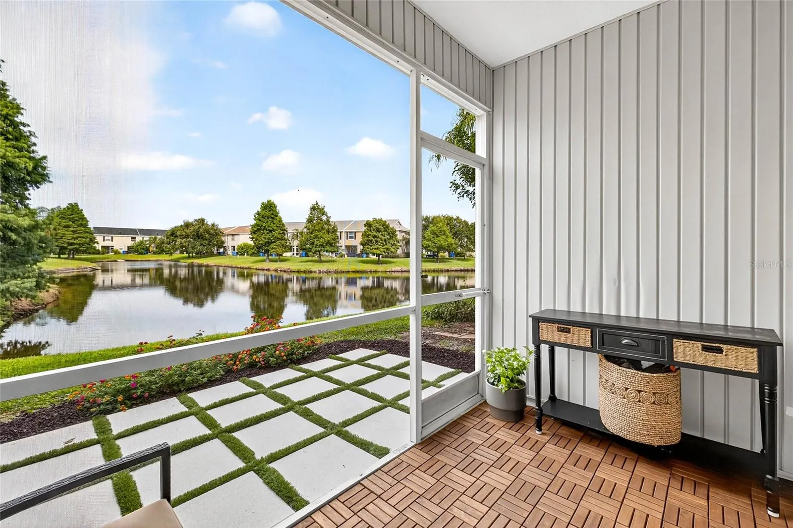 12351 COUNTRY WHITE CIR