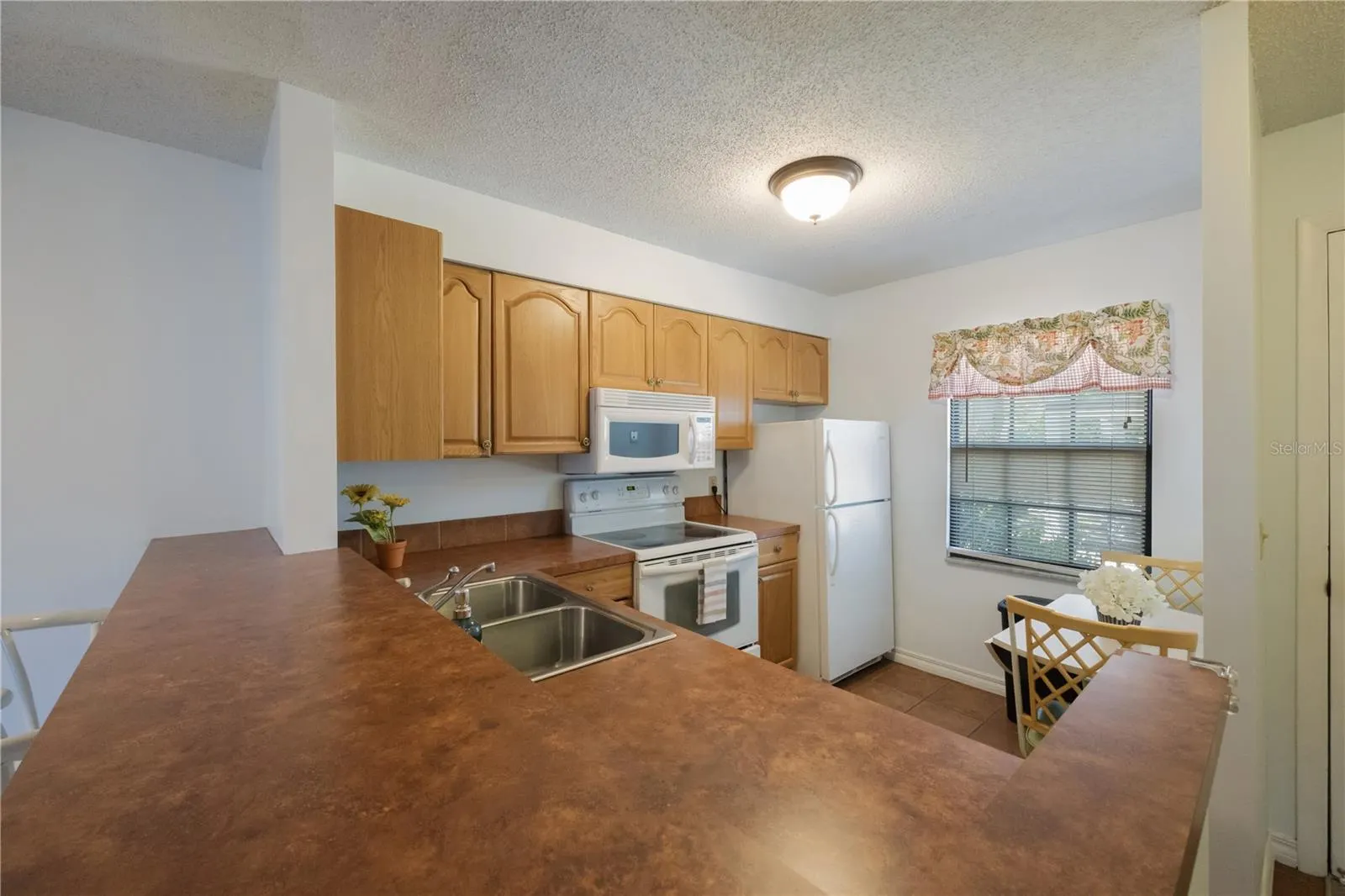 13721 MISSION OAKS BLVD #13721, #13721
