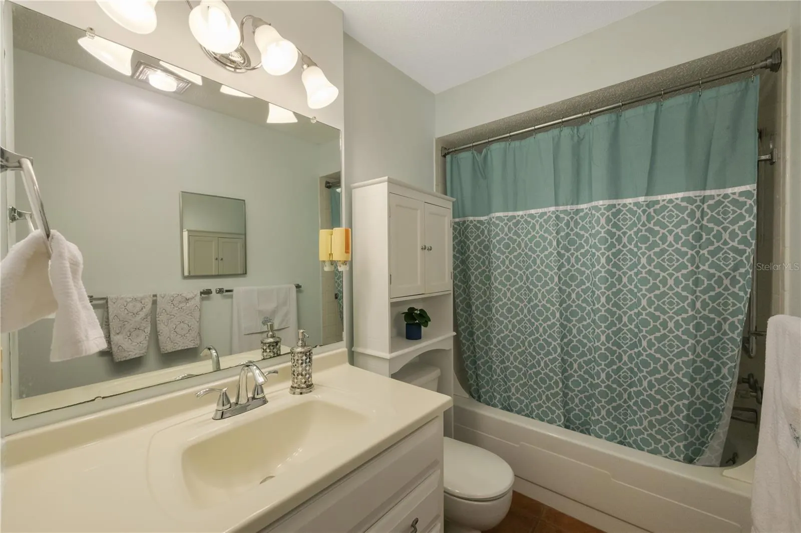13721 MISSION OAKS BLVD #13721, #13721