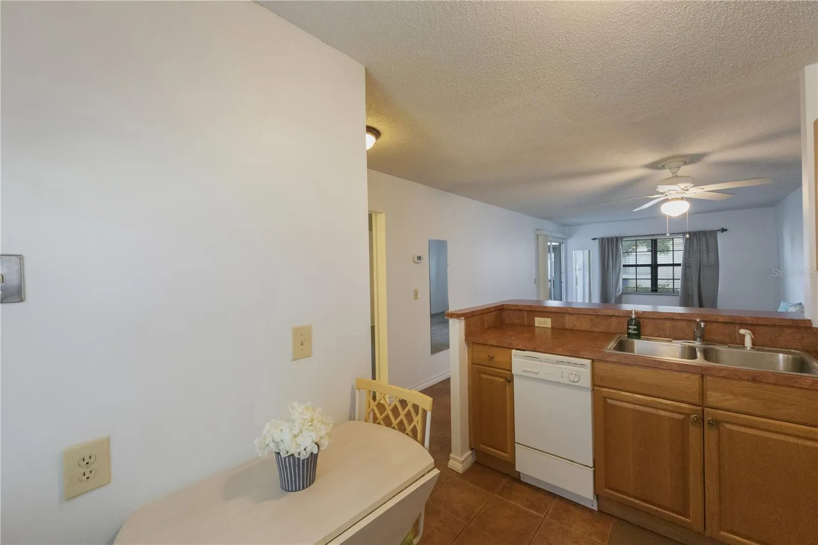 13721 MISSION OAKS BLVD #13721, #13721