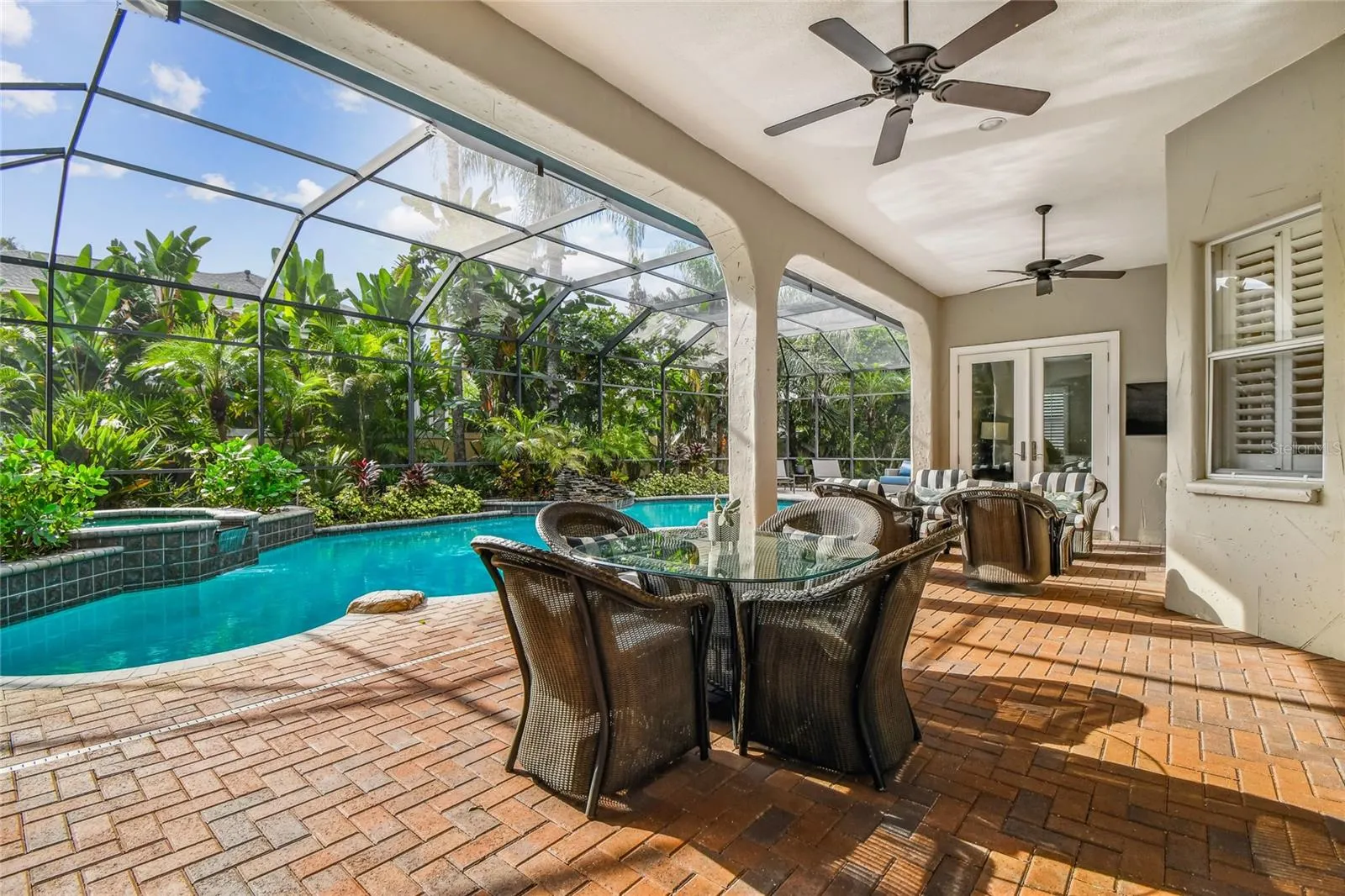 1925 FLORESTA VIEW DR