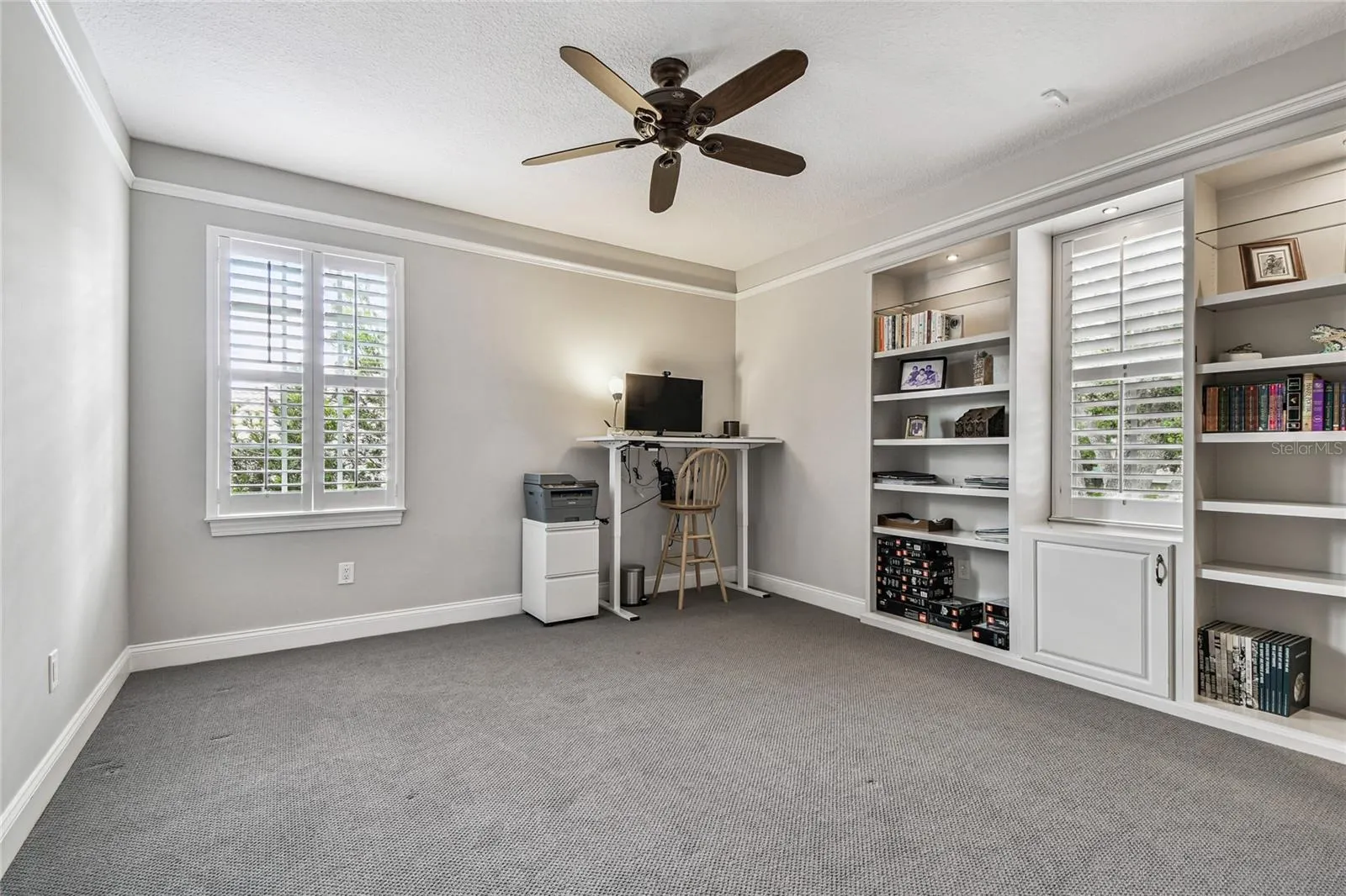 1925 FLORESTA VIEW DR