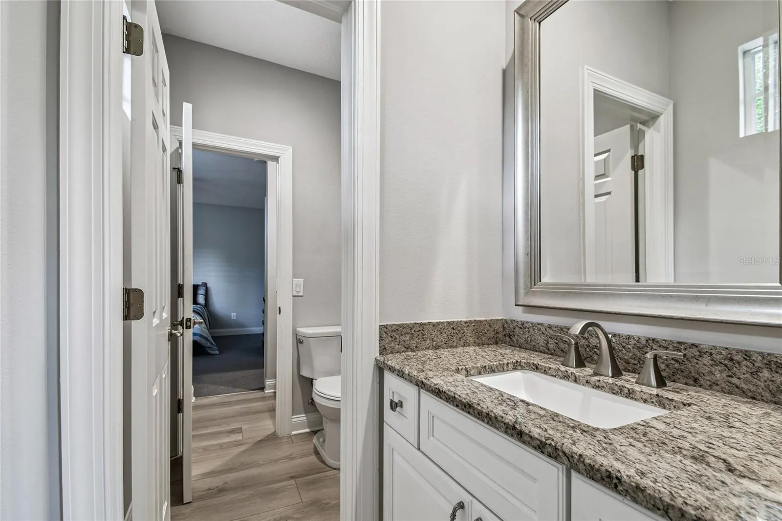 1925 FLORESTA VIEW DR