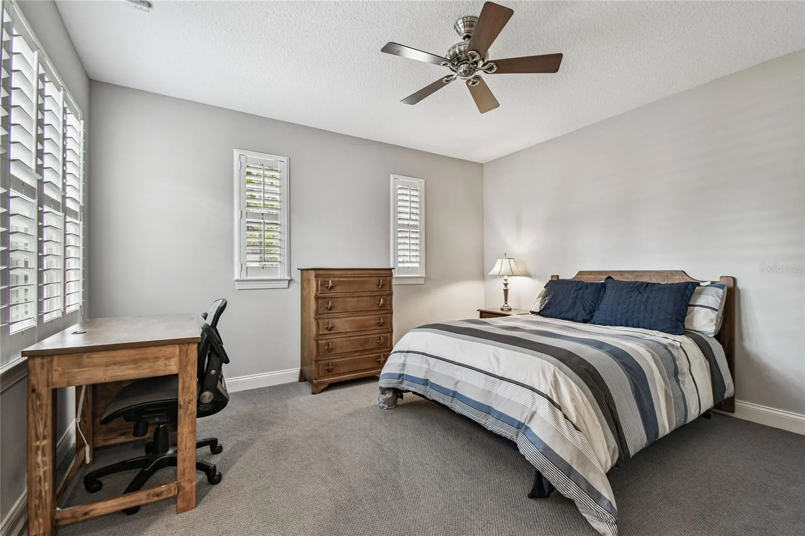 1925 FLORESTA VIEW DR