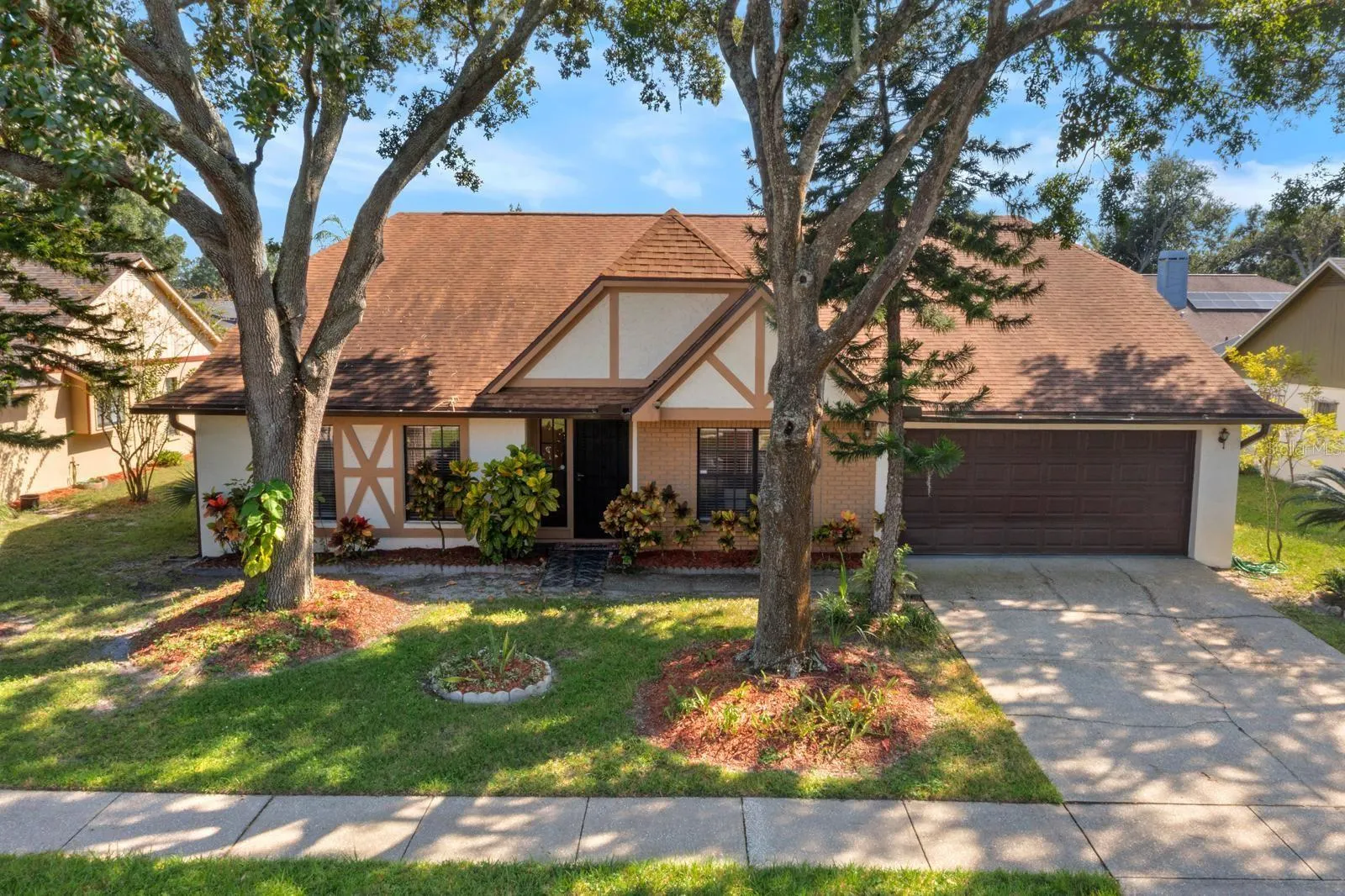 15013 REDCLIFF DR