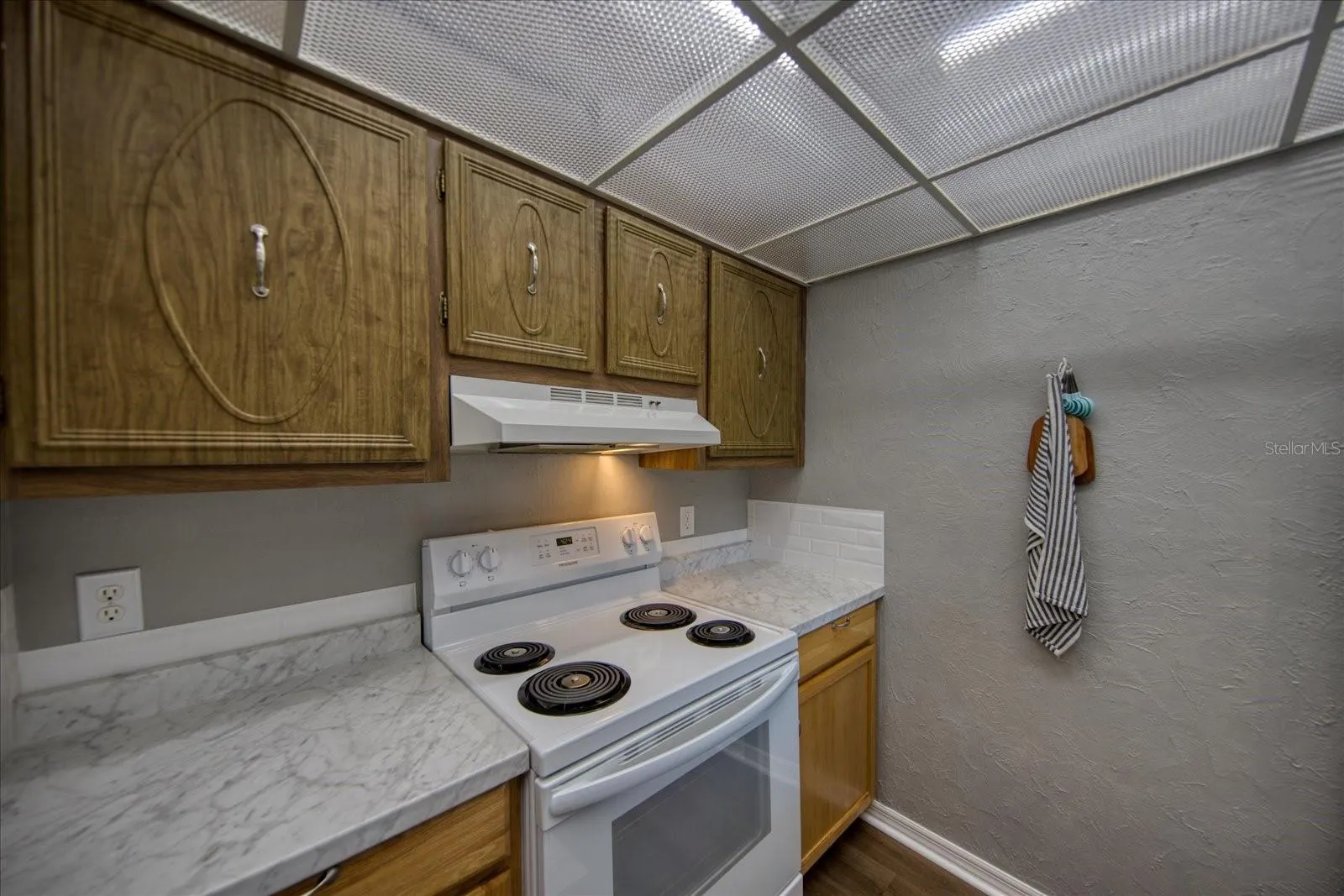712 CORDOVA GRN #712, #712