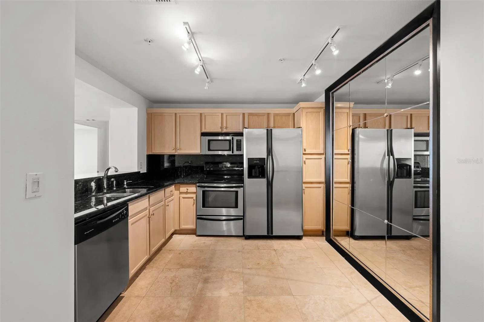 345 BAYSHORE BLVD #1805, #1805