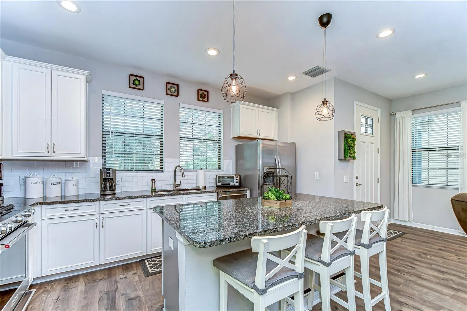 5703 COLONY GLEN RD