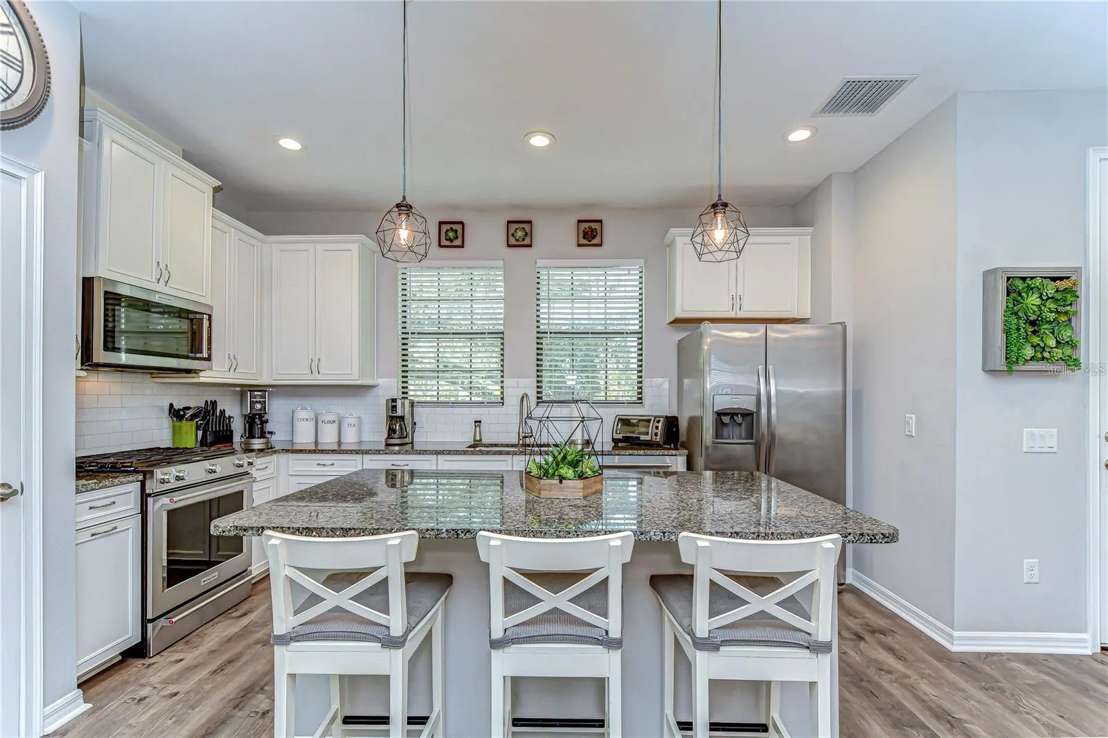 5703 COLONY GLEN RD