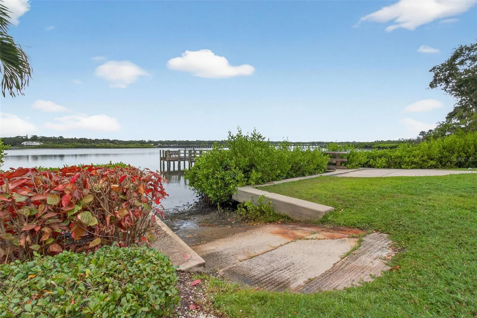 2007 PALM KEY AVE