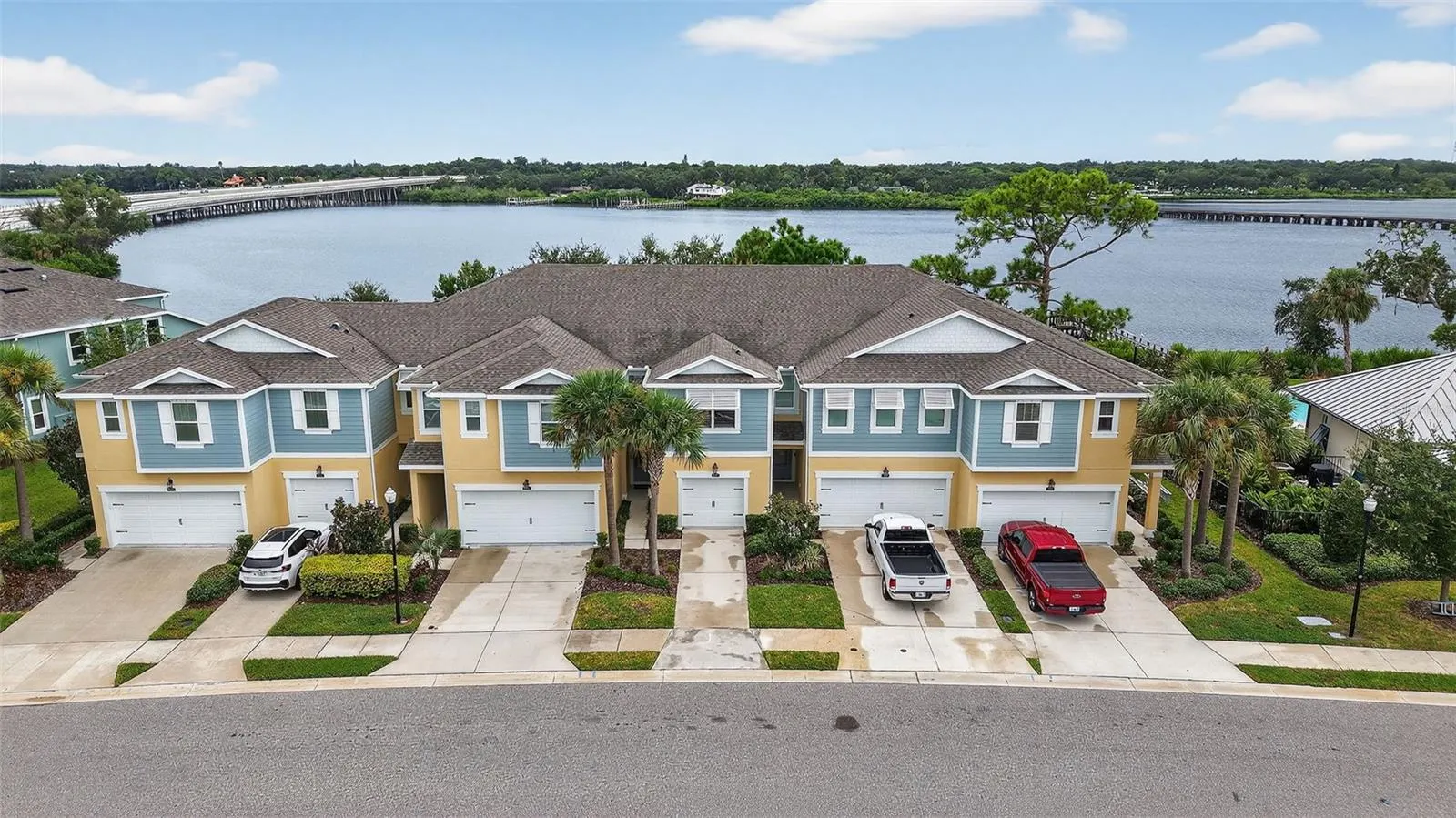 2007 PALM KEY AVE