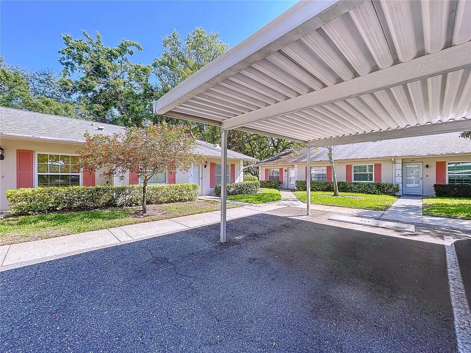 1535 NURSERY RD #107, #107