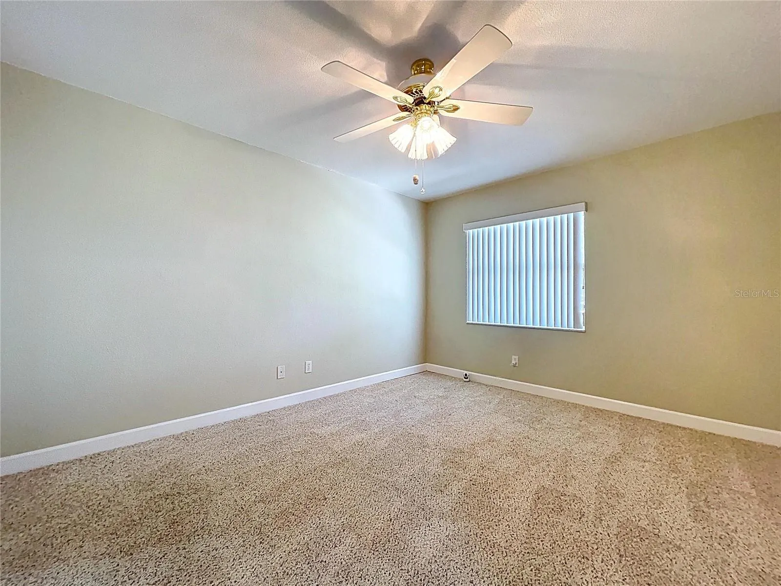 1535 NURSERY RD #107, #107