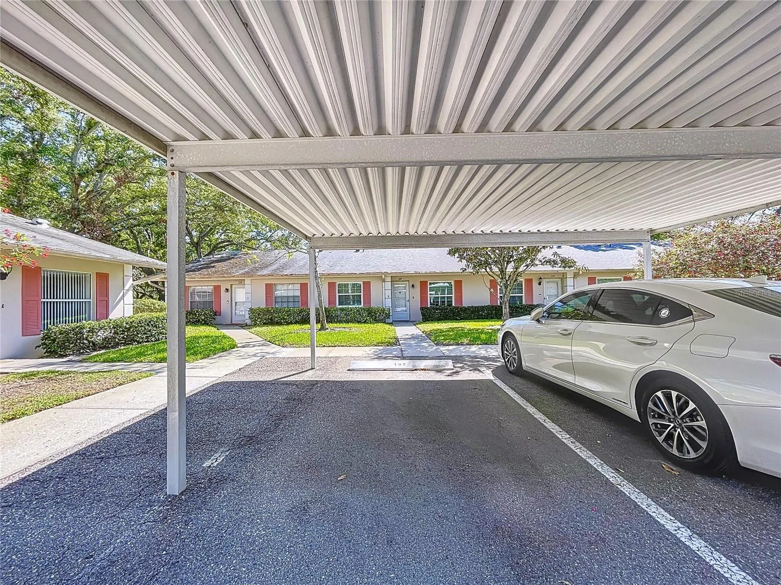 1535 NURSERY RD #107, #107