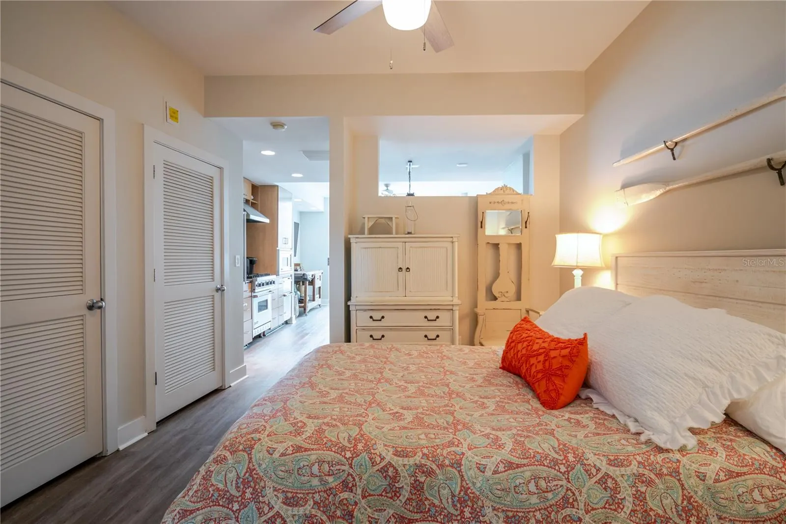 1120 E KENNEDY BLVD #1520, #1520