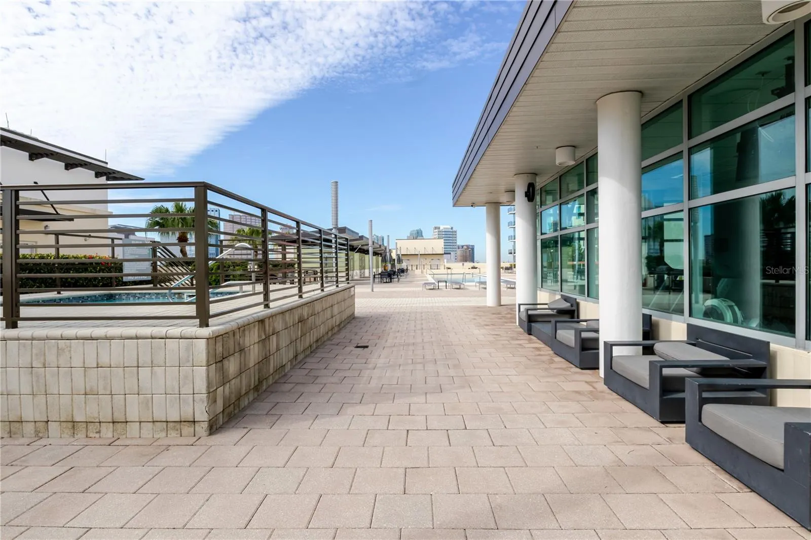 1120 E KENNEDY BLVD #1520, #1520